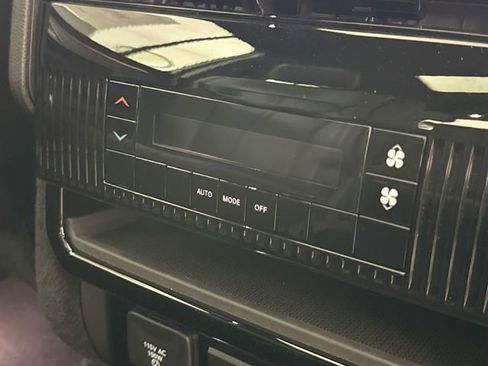New 2026 Jeep Grand Wagoneer 4WD image 27