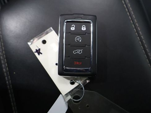 Certified 2024 Jeep Grand Cherokee Overland image 28