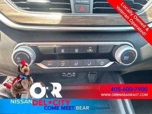 Used 2025 Nissan Altima 2.5 SV FWD image 24
