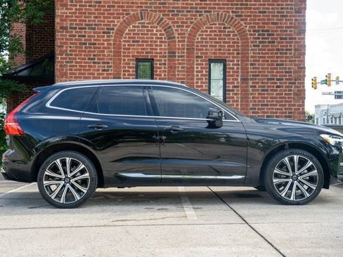 Used 2023 Volvo XC60 B5 Ultimate w/ Climate Package AWD/4WD image 5