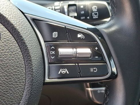 Certified 2024 Kia Seltos EX image 23