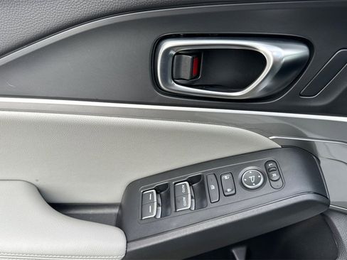 Certified 2025 Acura Integra image 12