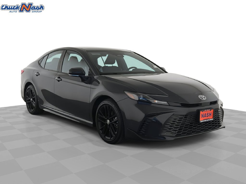 Used 2026 Toyota Camry SE FWD image 1