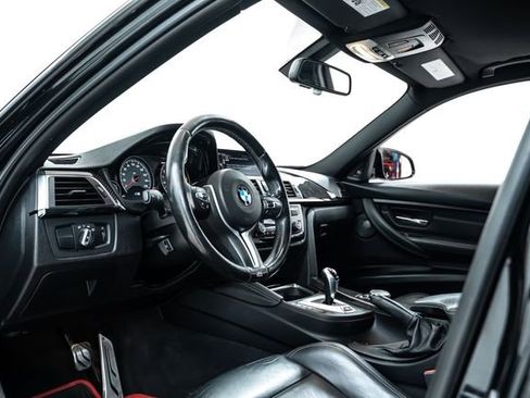 Used 2016 BMW M3 image 18