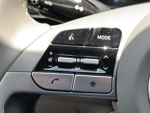 Certified 2025 Hyundai Elantra Sport FWD image 22