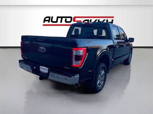 Used 2023 Ford F150 Lariat AWD/4WD image 7