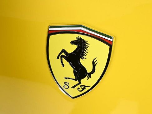 Certified 2020 Ferrari Portofino image 27