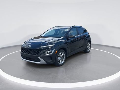 Used 2023 Hyundai Kona SEL AWD/4WD image 3