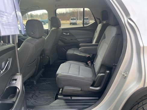 Used 2019 Chevrolet Traverse LT image 22