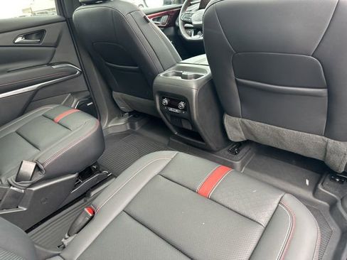 Used 2024 Chevrolet Traverse RS w/ LPO, Floor Liner Package image 48