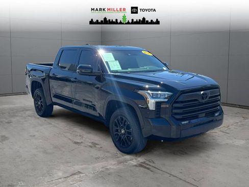 Certified 2025 Toyota Tundra Limited AWD/4WD image 7