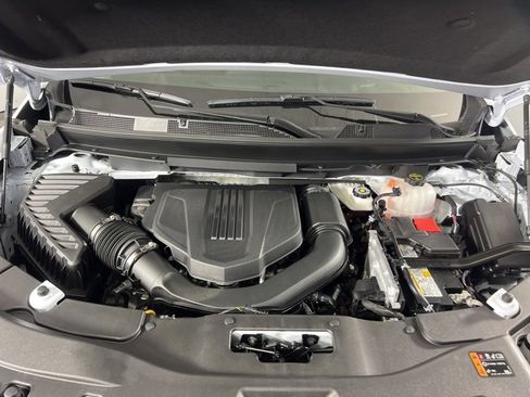 New 2026 Chevrolet Traverse RS image 3