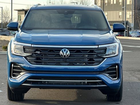 New 2025 Volkswagen Atlas Cross Sport SEL Premium R-Line image 8
