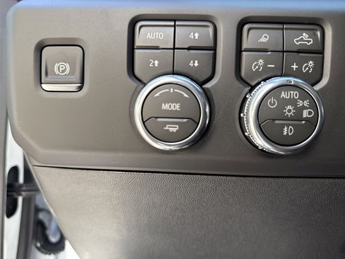 New 2026 GMC Sierra 2500 AT4X AWD/4WD image 21