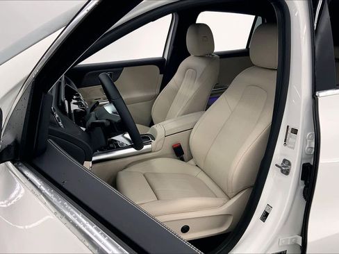 New 2026 Mercedes-Benz GLA 250 GLA 250 image 21