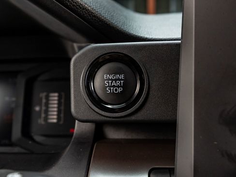 Used 2025 Toyota Tacoma SR5 image 23