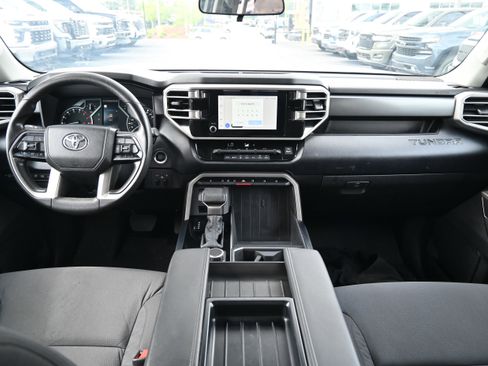 Used 2024 Toyota Tundra SR5 w/ SR5 Convenience Package AWD/4WD image 27