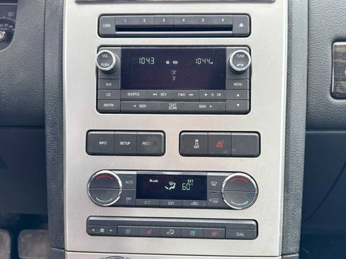 Used 2009 Lincoln MKX 2WD image 16