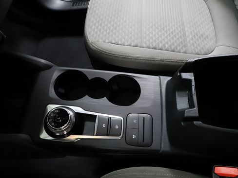 Used 2021 Ford Escape SE w/ Convenience Package FWD image 20
