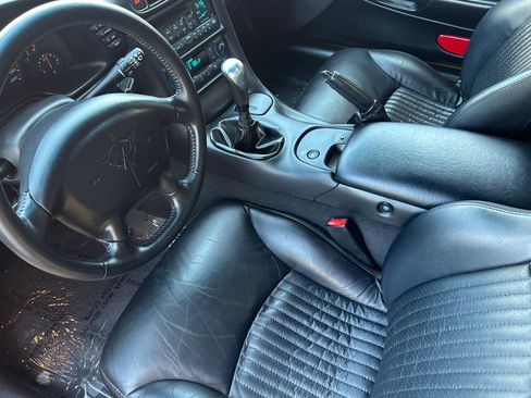 Used 2004 Chevrolet Corvette Z06 w/ Memory Package RWD image 10