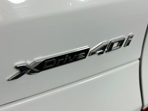 Used 2025 BMW X5 xDrive40i w/ M Sport Package AWD/4WD image 27