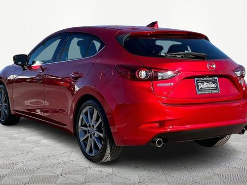Used 2018 MAZDA MAZDA3 Grand Touring w/ Premium Equipment Package image 6