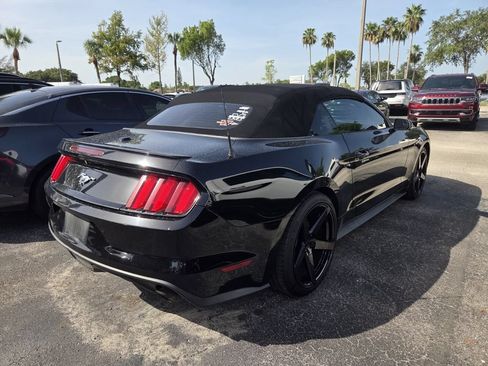 Used 2017 Ford Mustang Premium RWD image 5