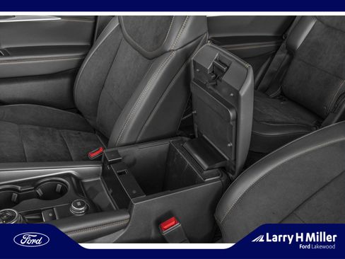 New 2026 Ford Explorer Tremor w/ Tremor Ultimate Package image 9