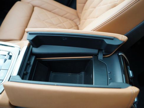 Used 2025 BMW X7 xDrive40i w/ M Sport Package image 50