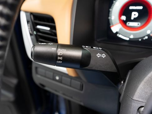 Used 2023 Nissan Rogue Platinum image 29