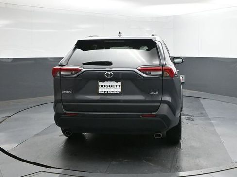 Used 2024 Toyota RAV4 XLE FWD image 8