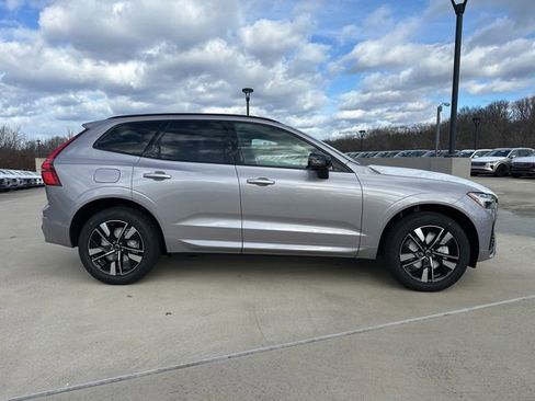 New 2026 Volvo XC60 B5 Plus w/ Climate Package image 8