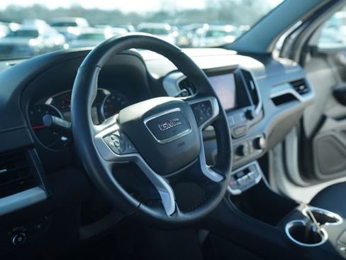 Used 2023 GMC Terrain SLT image 26