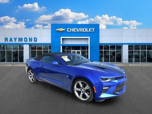 Used 2016 Chevrolet Camaro SS RWD image 10