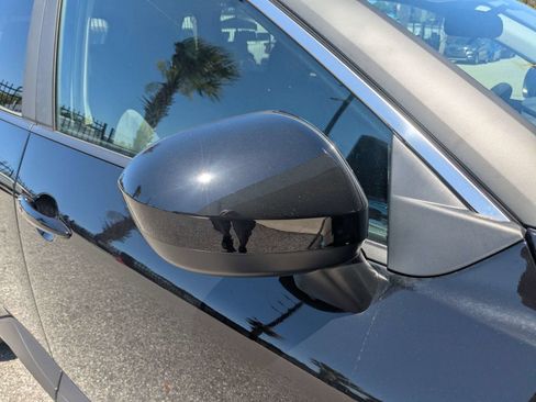 Used 2026 Nissan Rogue SV FWD image 12