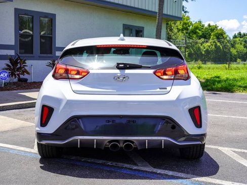 Used 2019 Hyundai Veloster Turbo R-Spec FWD image 4
