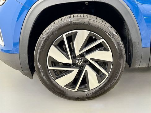 Certified 2025 Volkswagen Atlas SEL AWD/4WD image 30