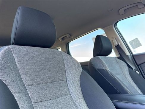 Used 2023 Nissan Rogue SV image 19