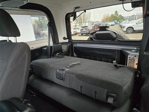 Used 2018 Jeep Wrangler Sport w/ Quick Order Package 23S image 10