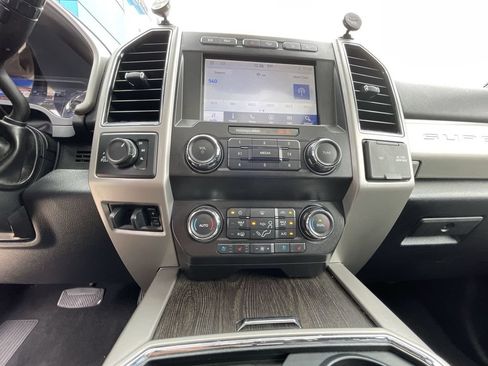 Used 2020 Ford F250 Lariat AWD/4WD image 34