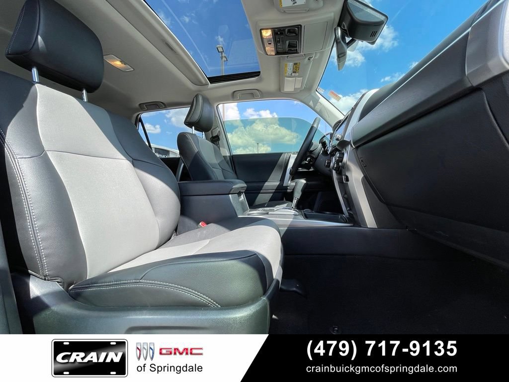 Used 2023 Toyota 4Runner SR5 Premium w/ Moonroof Package RWD image 31