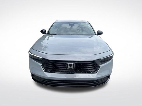 Used 2025 Honda Accord Sport image 9