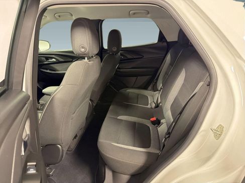 Used 2023 Chevrolet TrailBlazer LT FWD image 14