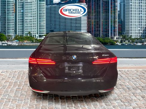 Used 2025 BMW 530i image 24