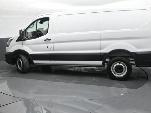 New 2026 Ford Transit 150 Low Roof RWD image 23