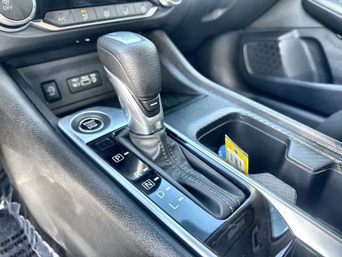 Used 2025 Nissan Sentra SV w/ Trunk Package FWD image 22
