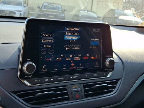 Used 2022 Nissan Altima 2.5 SV image 16