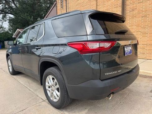 Used 2020 Chevrolet Traverse LT w/ Driver Confidence II Package AWD/4WD image 19