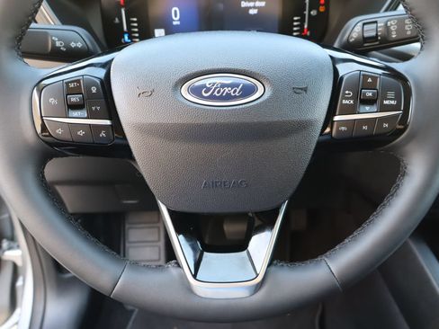 Used 2023 Ford Escape SE FWD image 11