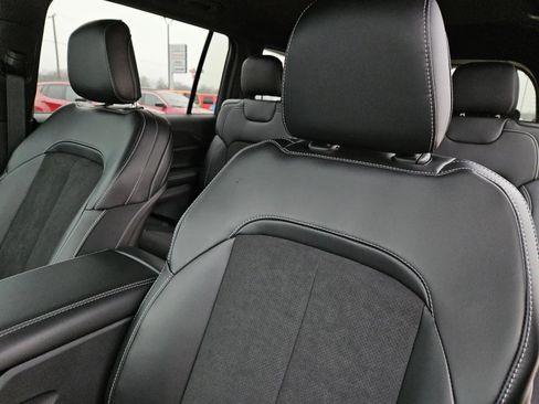 New 2025 Jeep Grand Cherokee L Altitude image 19